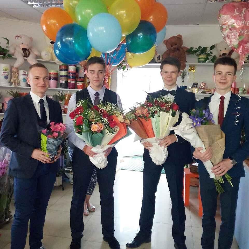 Купить цветы на выпускной в Новополоцке и Полоцке  