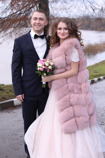 Свадебный букет из кустовой розы "Роза и Фисташка"   