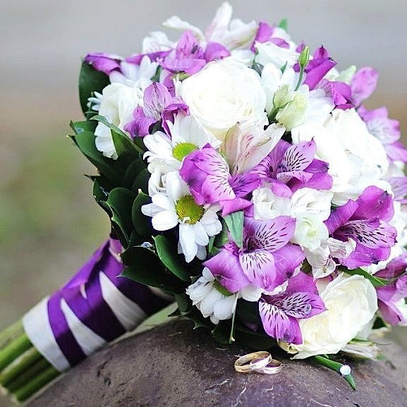 Свадебный букет из розы "Роза И Альстромерия" купить в Полоцке, Новополоцке