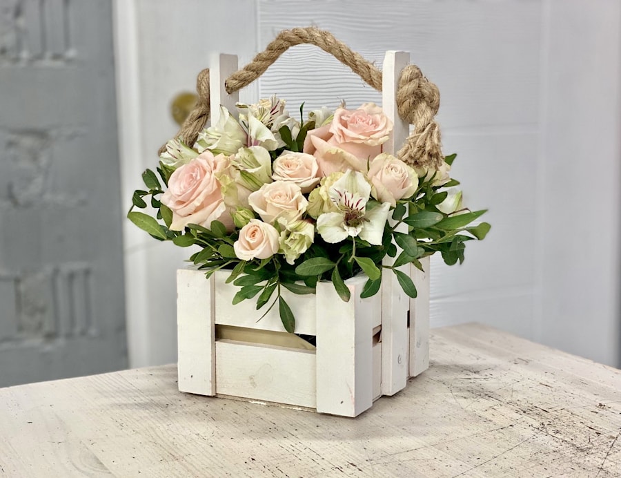 Цветы в коробке "АКВА"