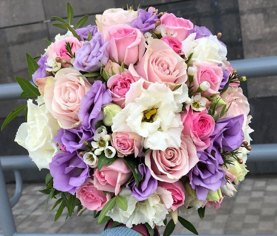 Свадебный букет невесты № 10 из эустомы "Свадьба" 150.00