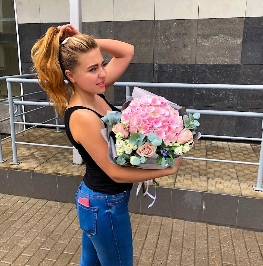 Букет "Цветы 24 Гортензия"