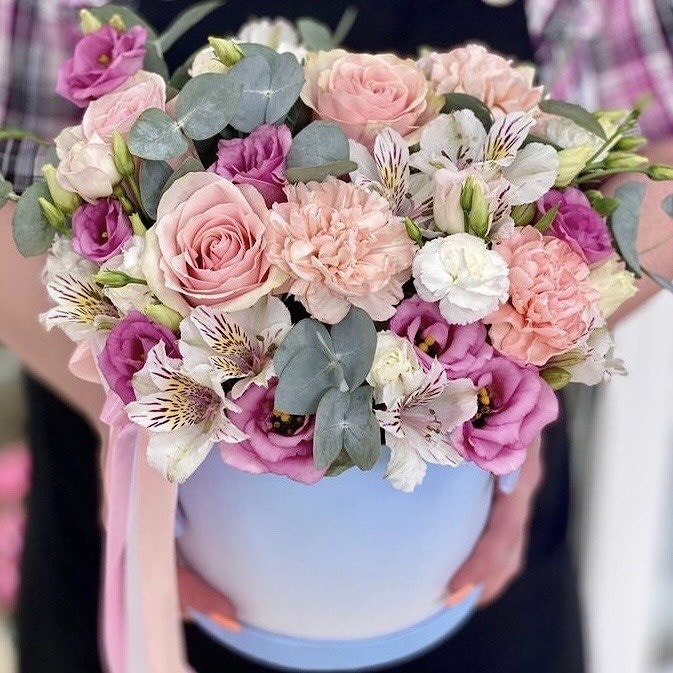 Цветы в коробке "Восторг"